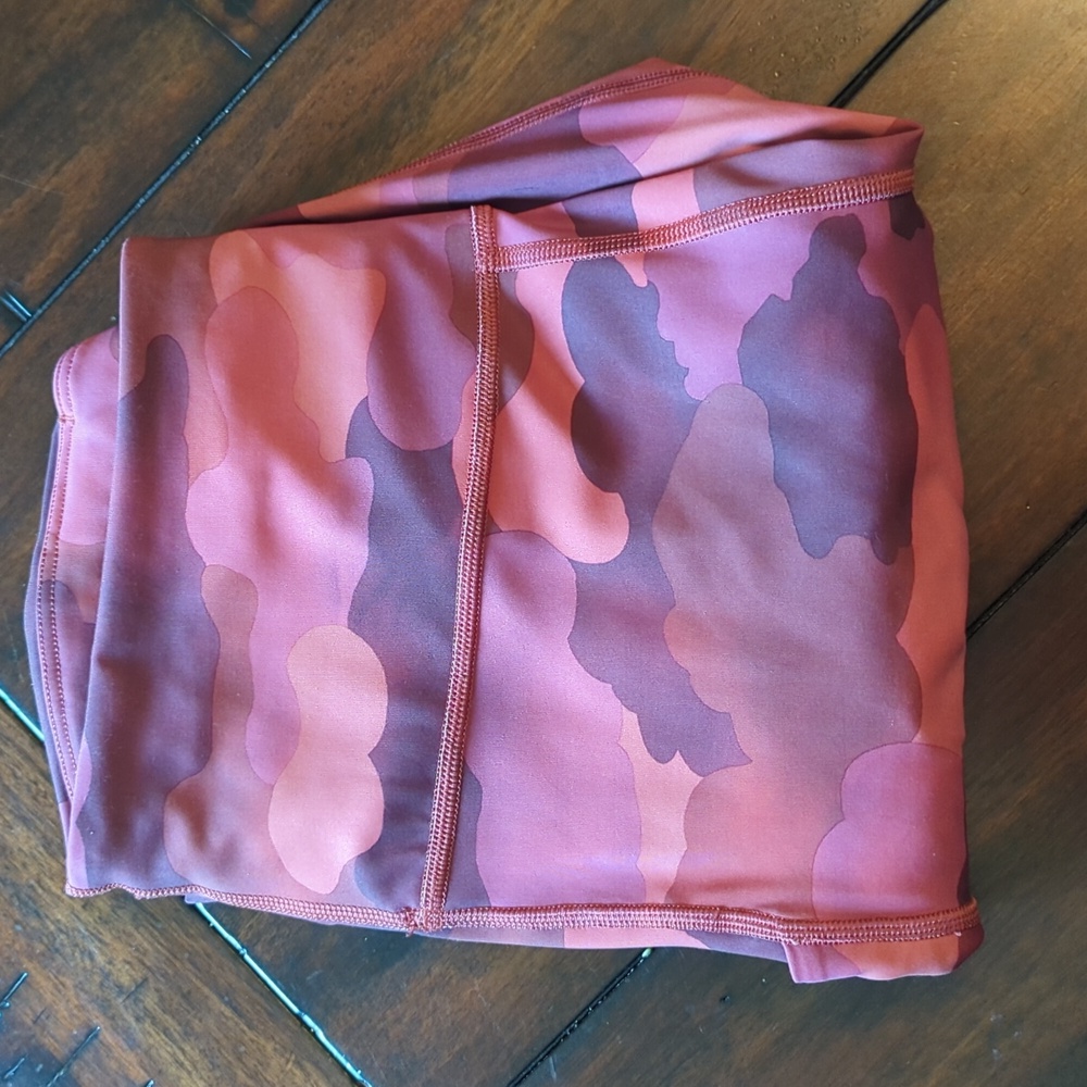 Athleta ultimate stash pocket legging - medium tall